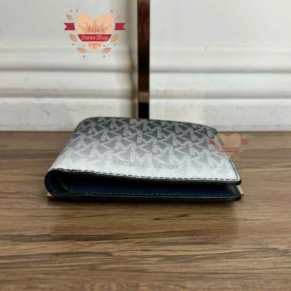 💙Michael Kors Signature Logo Ombre Card ID Wallet Variation💙